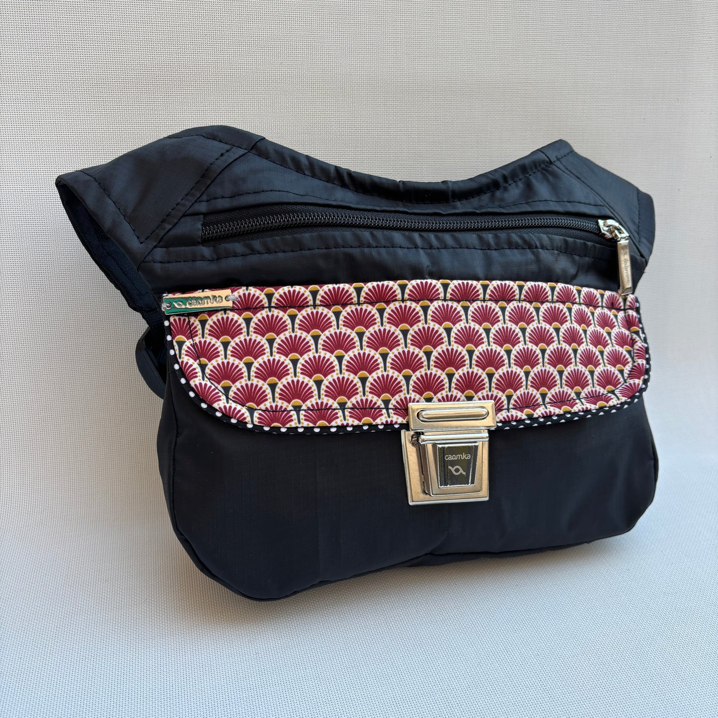 Riñonera "Special Black Persian" + Bolsillo trasero · Impermeable · Pieza Única Núm. 17081