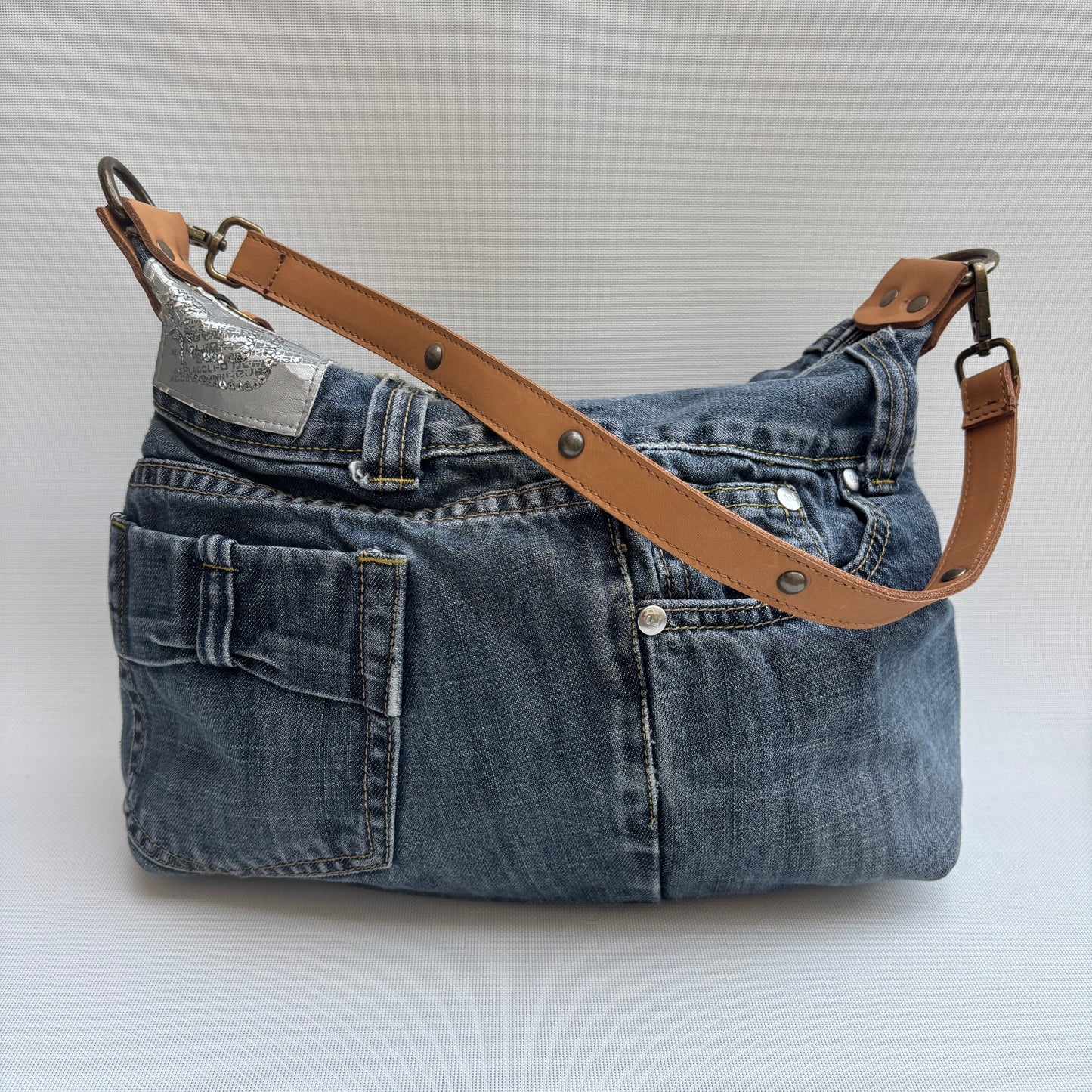 Bolso, bandolera vaquero · Multifunción · ♻️ Jeans Recycled ♻️ · Pieza Única Núm. 17746