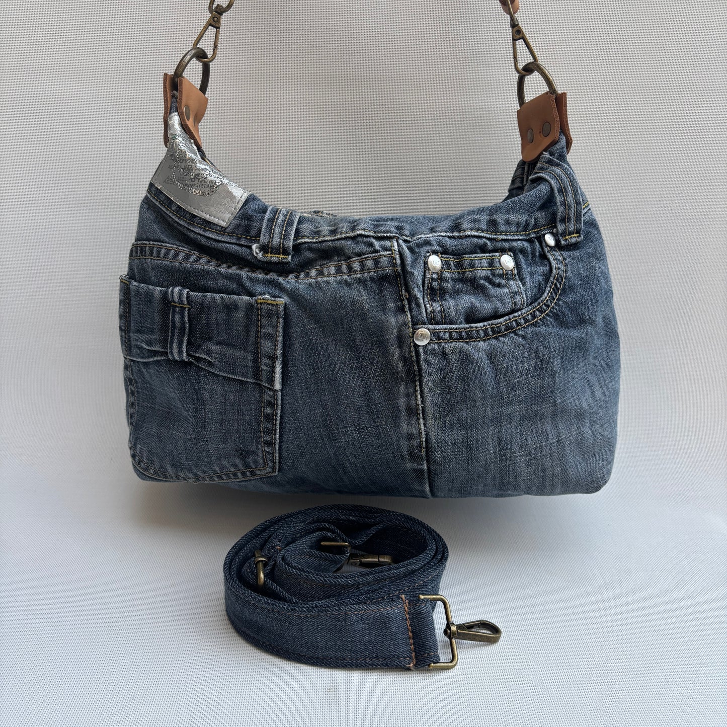 Bolso, bandolera vaquero · Multifunción · ♻️ Jeans Recycled ♻️ · Pieza Única Núm. 17746