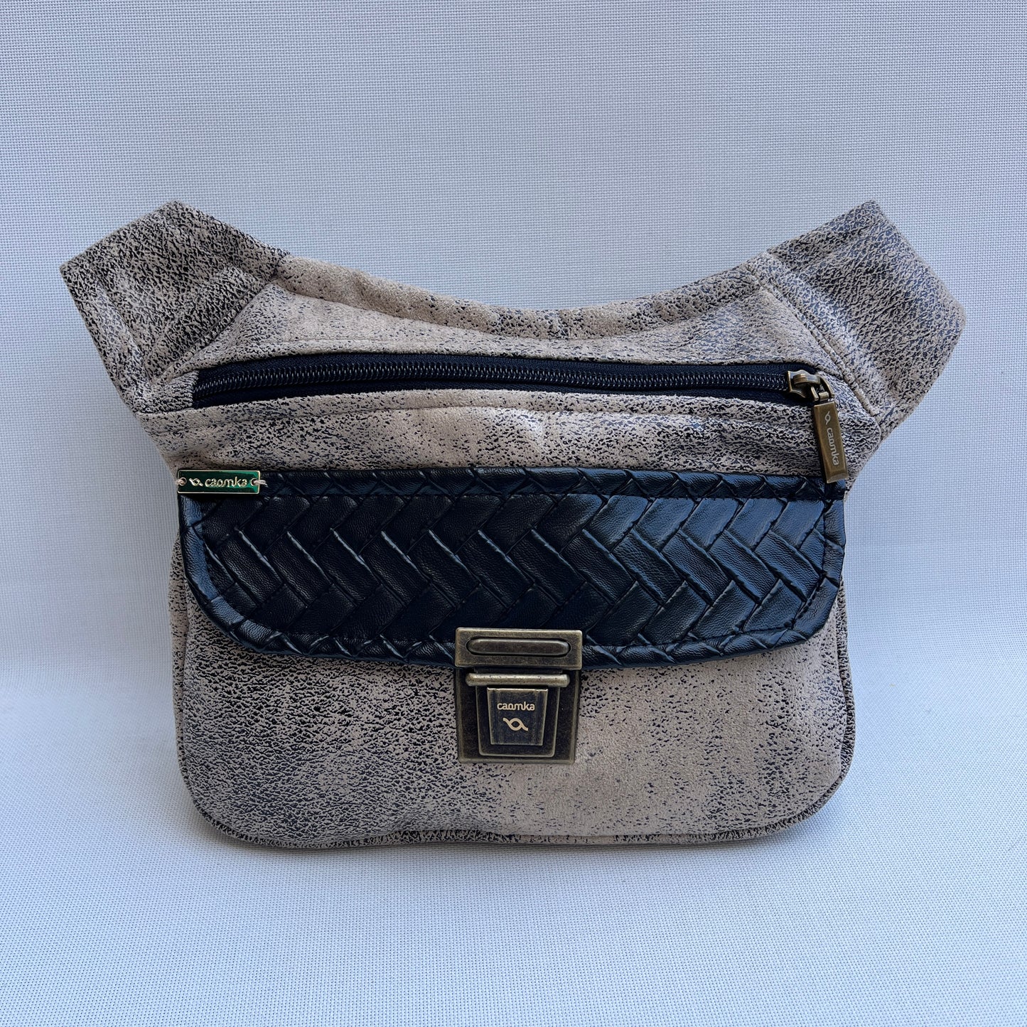 Besonderes Schwarz-Altgold-Unikat Nr. 13363