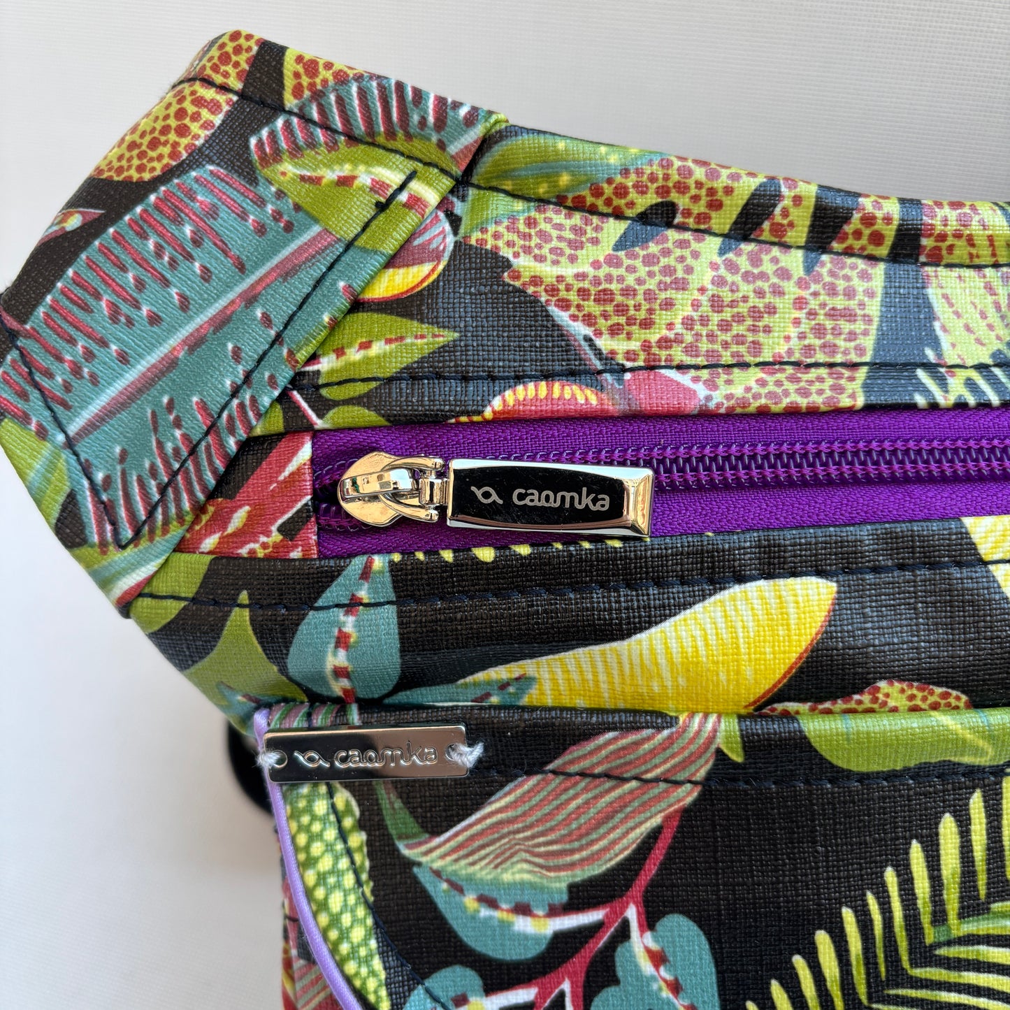 Riñonera "Special Tropical Colors Top" · Impermeable · Pieza Única Núm. 17124