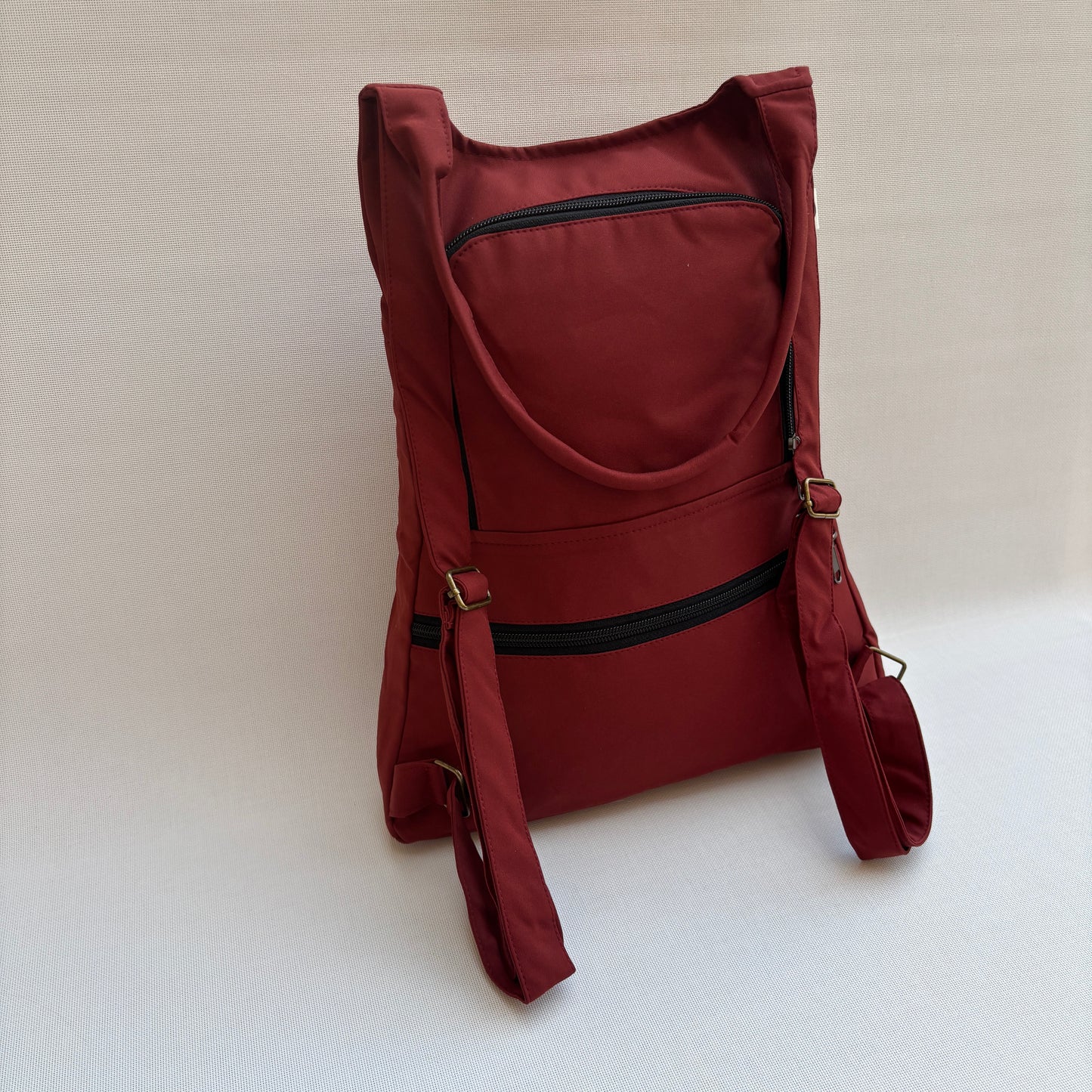 Mochila Impermeable "Everest" Color Teja · Súper ligera · Pieza 17793