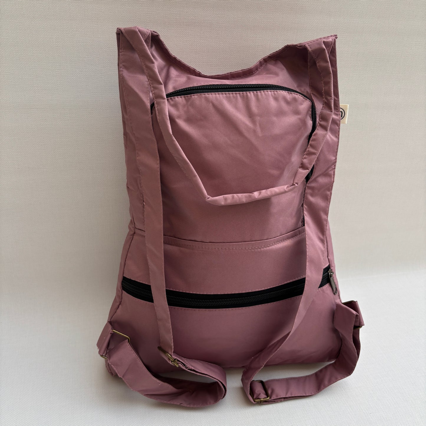 Mochila Impermeable "Everest" Color Rosa · Súper ligera · Pieza 17794