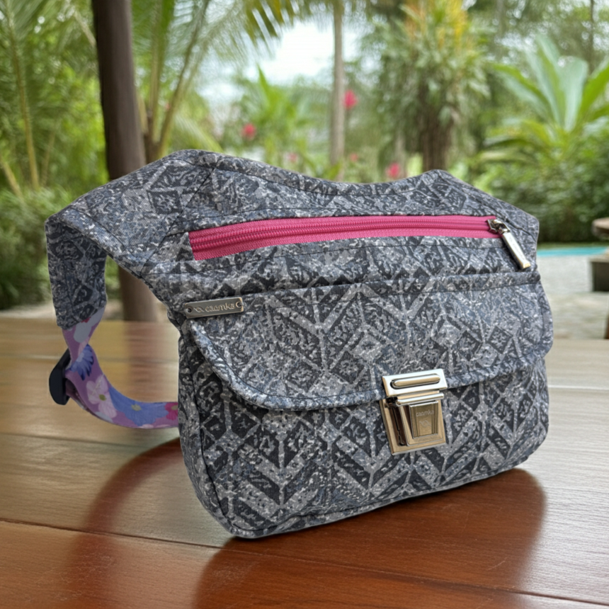 Riñonera "Special Geometric Top" · Impermeable · Pieza Única Núm. 17950