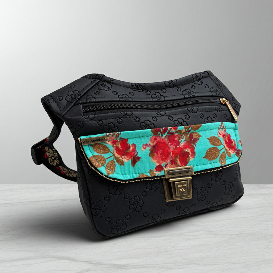 Riñonera "Black Special Flowers Top" · Polipiel · Pieza Única Núm. 18751