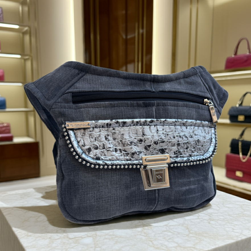Riñonera "Special ♻️ Jeans Recycled ♻️ · Pieza Única Núm. 17825