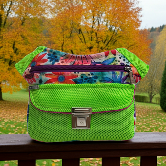 Riñonera "Soft 3D Flowers" · Pieza Única Núm. 18072