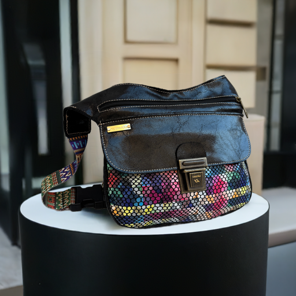 Special Black Fun Colors Top  · Piel - Cuero · Pieza Exclusiva Núm. 16542