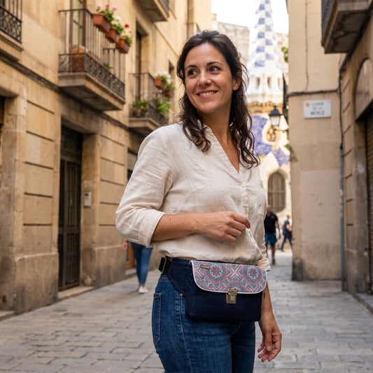 Riñonera Urban "♻️ Mandalas Jeans Recycled ♻️" · Pieza Única Núm. 19572