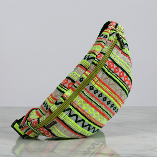Riñonera - Bandolera Retrochic Mónica “Neon Folk” · Pieza Única Núm. 19159