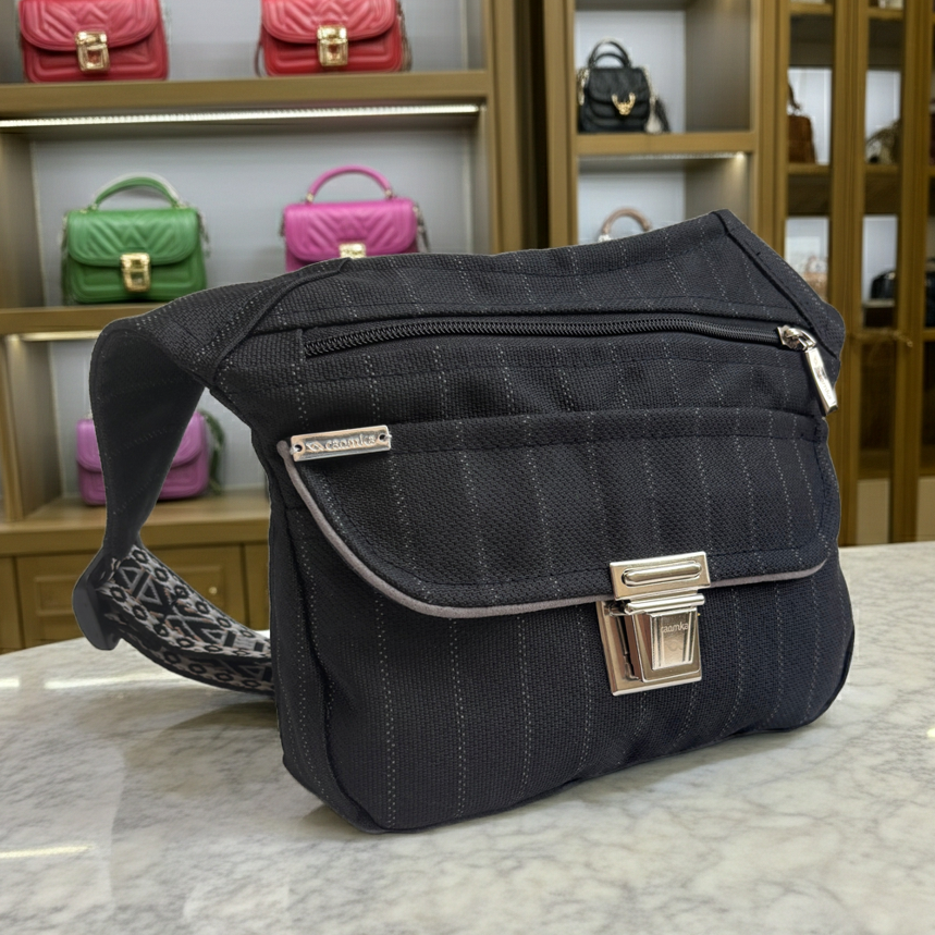 Riñonera "Diplomatic Black Top" · Impermeable · Pieza Única Núm. 18115