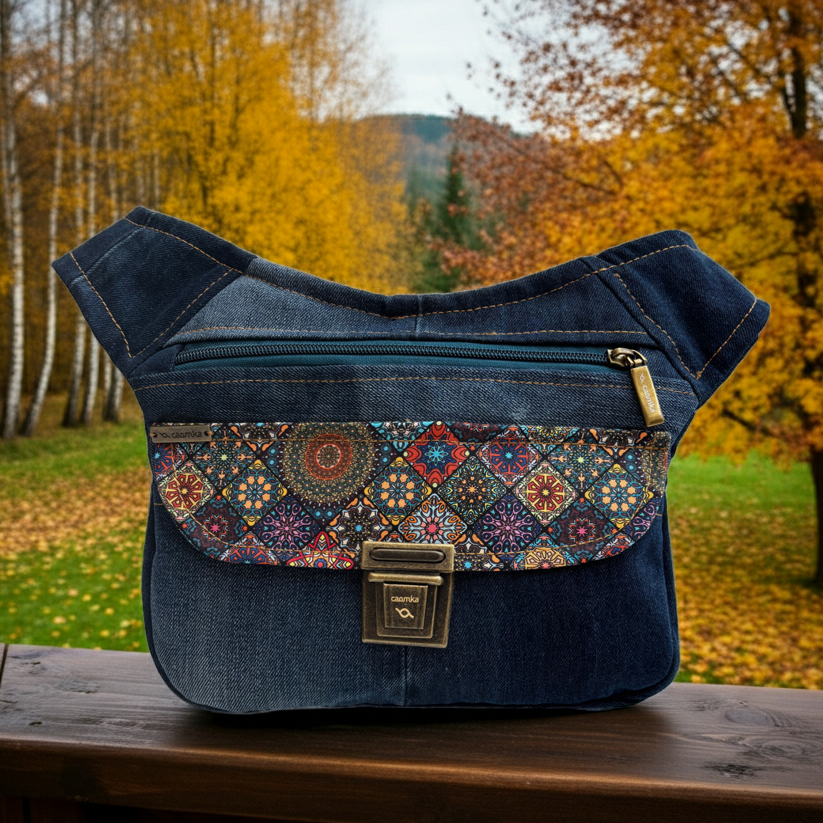 Riñonera ♻️ Jeans Recycled ♻️ + Bolsillo trasero con cremallera · Pieza Única Núm. 18081