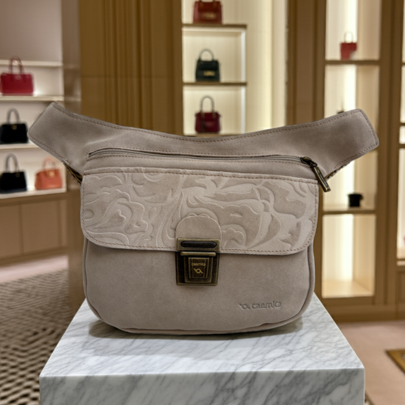 Riñonera "Elegant Summer Beige"  · Piel · Pieza Exclusiva Núm. 17687