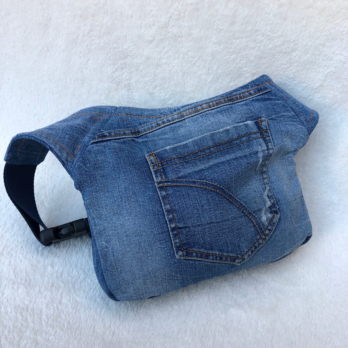 Unikat „Recycled Jeans“ Nr. 6447