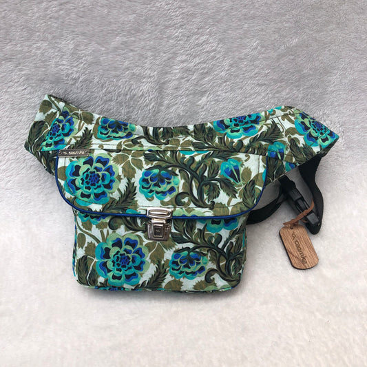 Mini Special Green Flowers. Unique Piece No. 6317