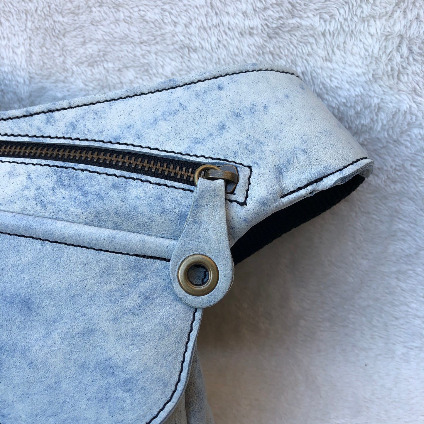 Summer Ocean Blue · Piel natural BioCuir® · Pieza Exclusiva Núm. 7330