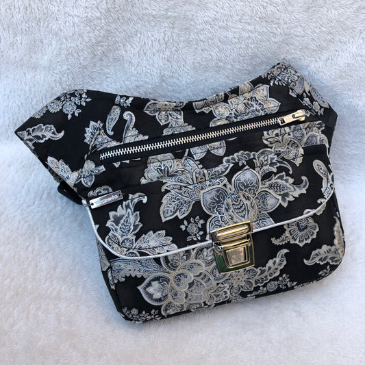 Special Elegant Black & White Roses · Pieza Única Núm. 7355