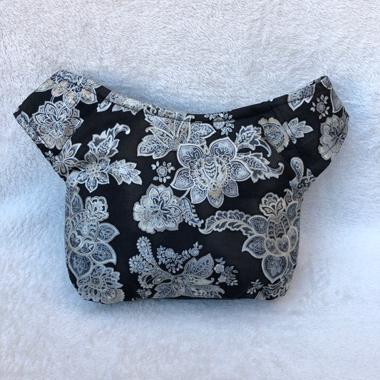 Special Elegant Black & White Roses · Pieza Única Núm. 7355