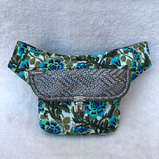 Mini Green Flowers Plus Unique Piece No. 7419