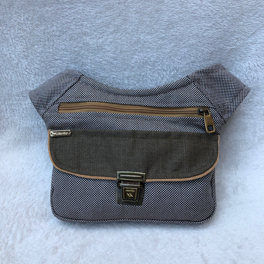 Special Gray Class · Pieza Exclusiva Núm. 7561