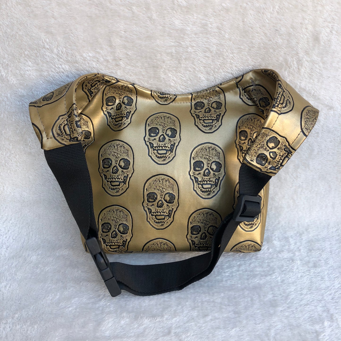 Golden Skulls Caomka · Tejido de Polipiel · Pieza Exclusiva Núm. 7628
