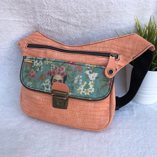 Special Frida Kahlo & Old Gold · Piel natural BioCuir® · Pieza Única Núm. 7782