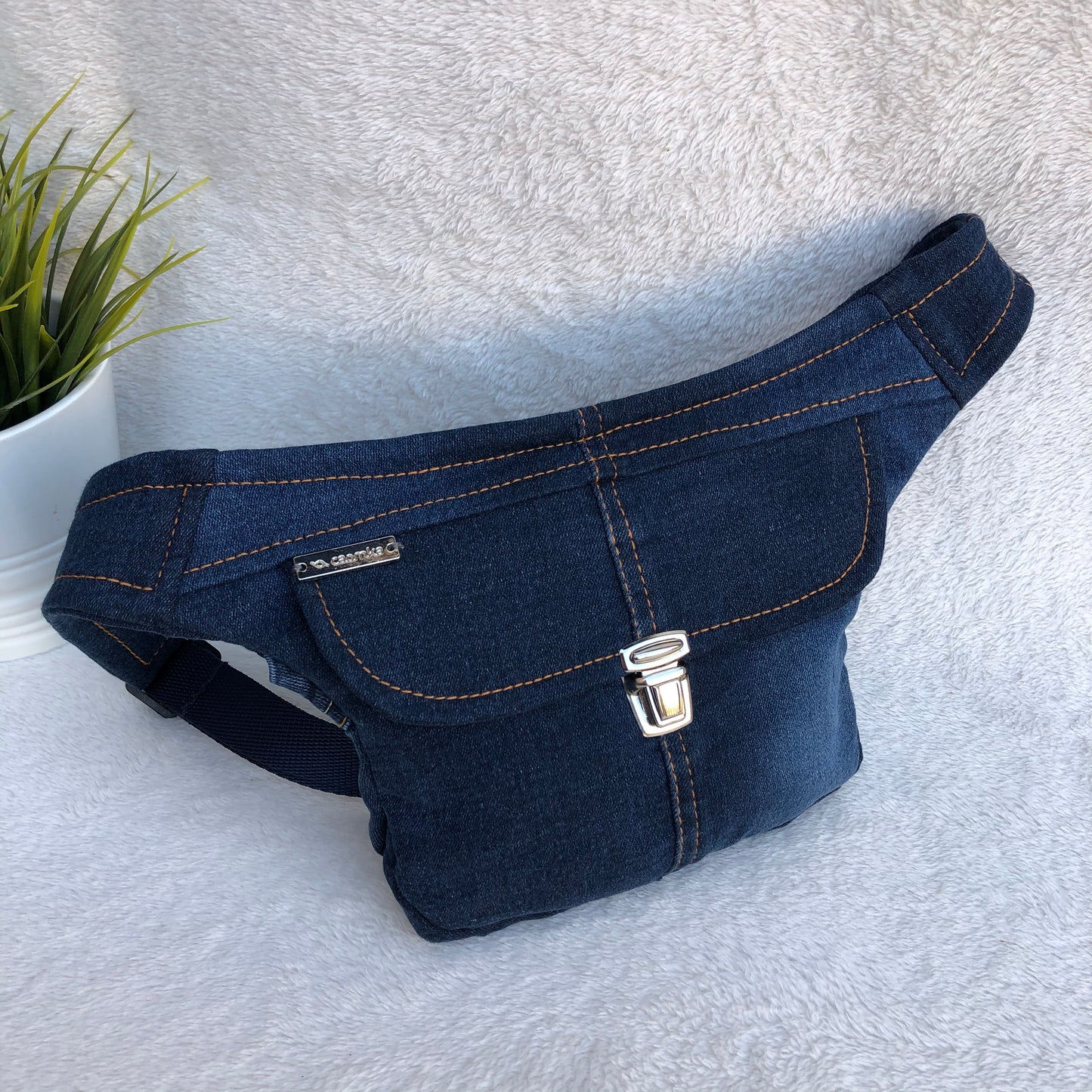 Mini Special Jeans Recycled · Pieza Única Núm. 8064