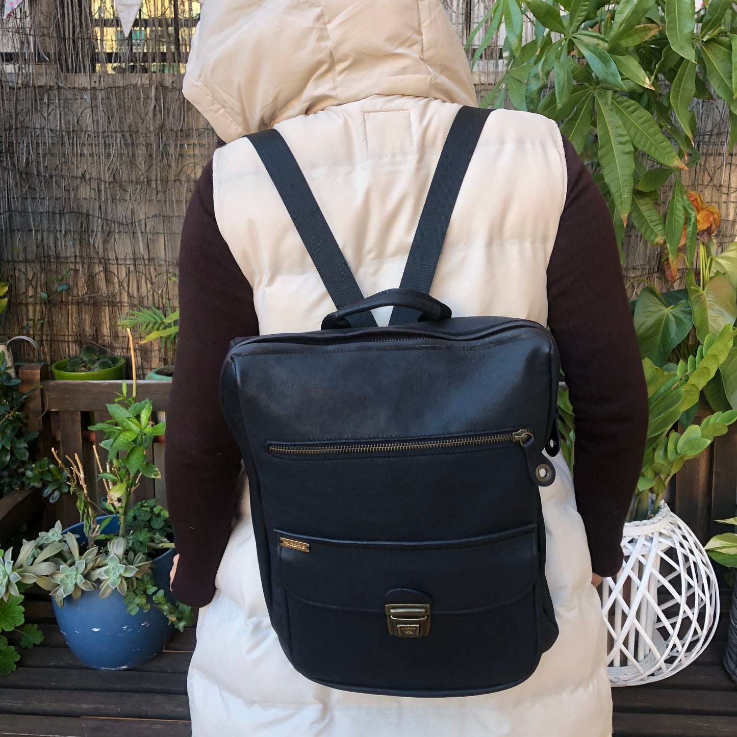 Classic Backpack „Black“ Naturleder BioCuir® Exclusive Art.-Nr. 8384 