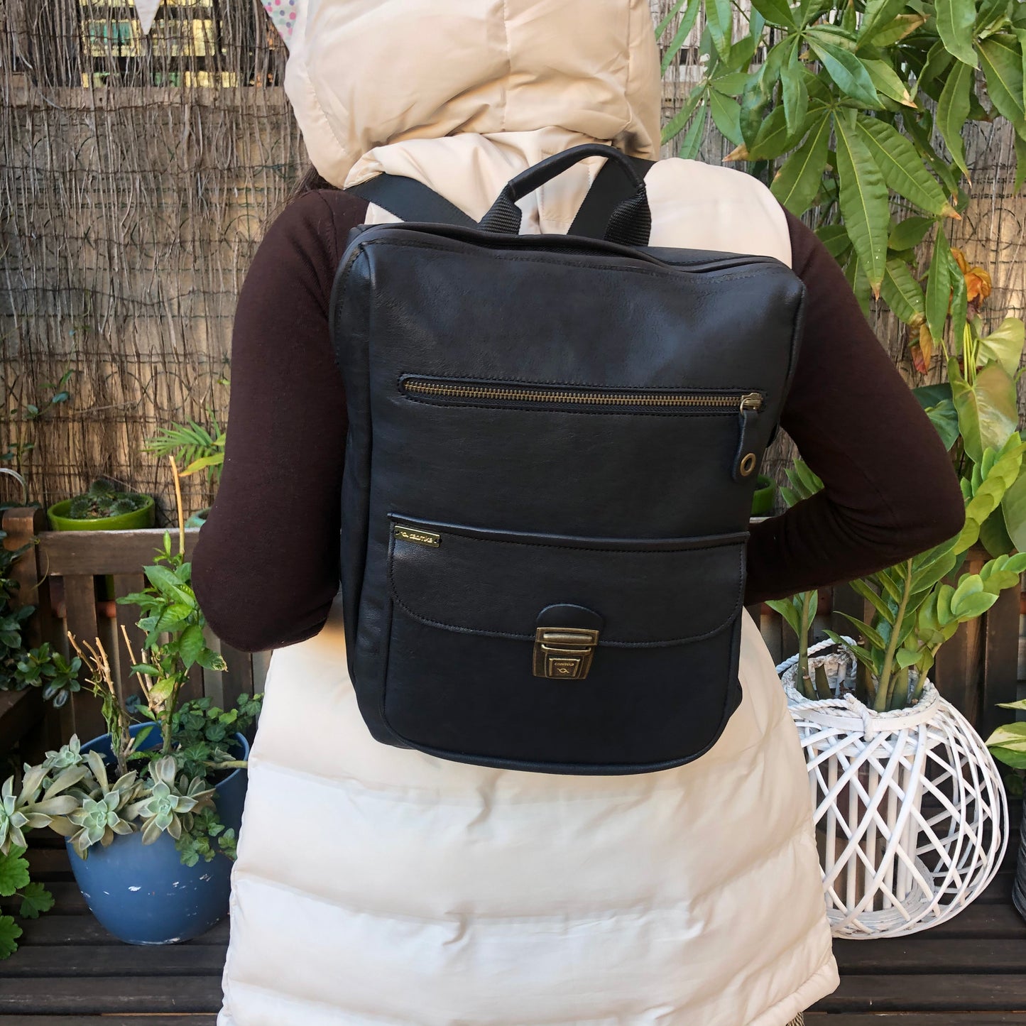 Classic Backpack „Black“ Naturleder BioCuir® Exclusive Art.-Nr. 8384 