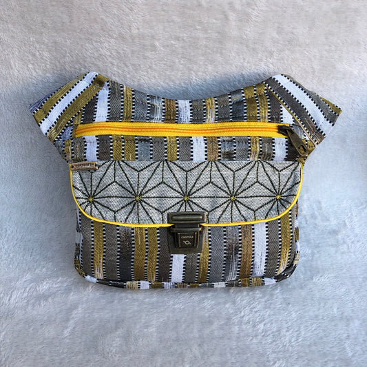 Special Geometric Wink & Old Gold · Pieza Exclusiva Núm. 8540
