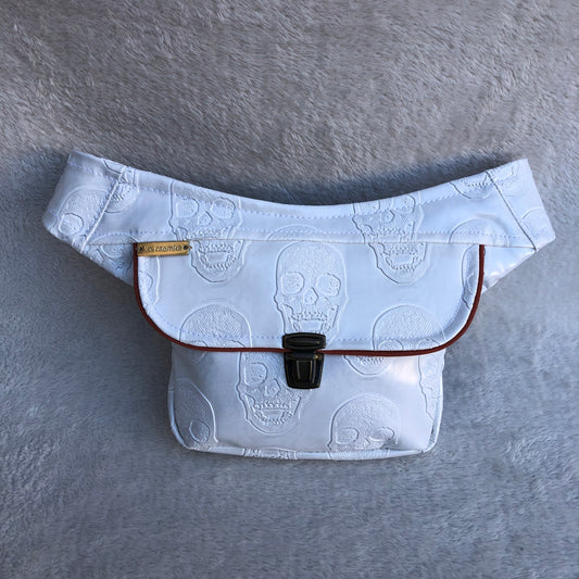 Mini Special White Skulls · Piel Vegana · Pieza Única Núm. 8546