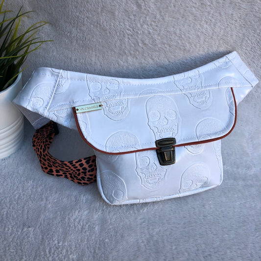 Mini Special White Skulls · Piel Vegana · Pieza Única Núm. 8546
