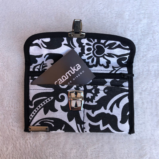 CAOMKA Flat Coin Purse Unique Piece No. 8582