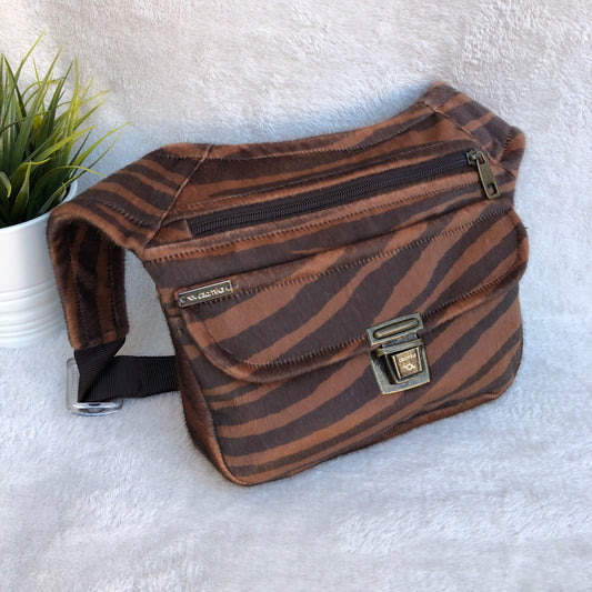 Special Zebra & Old Gold · Pieza Única Núm. 8670