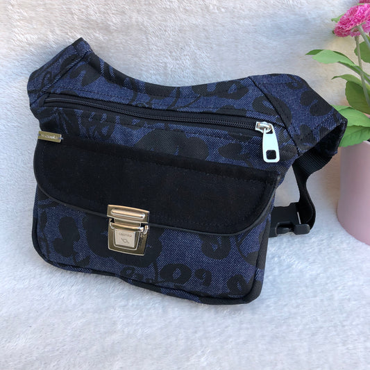 Special Jeans &amp; Flowers · Exclusive Piece No. 8682
