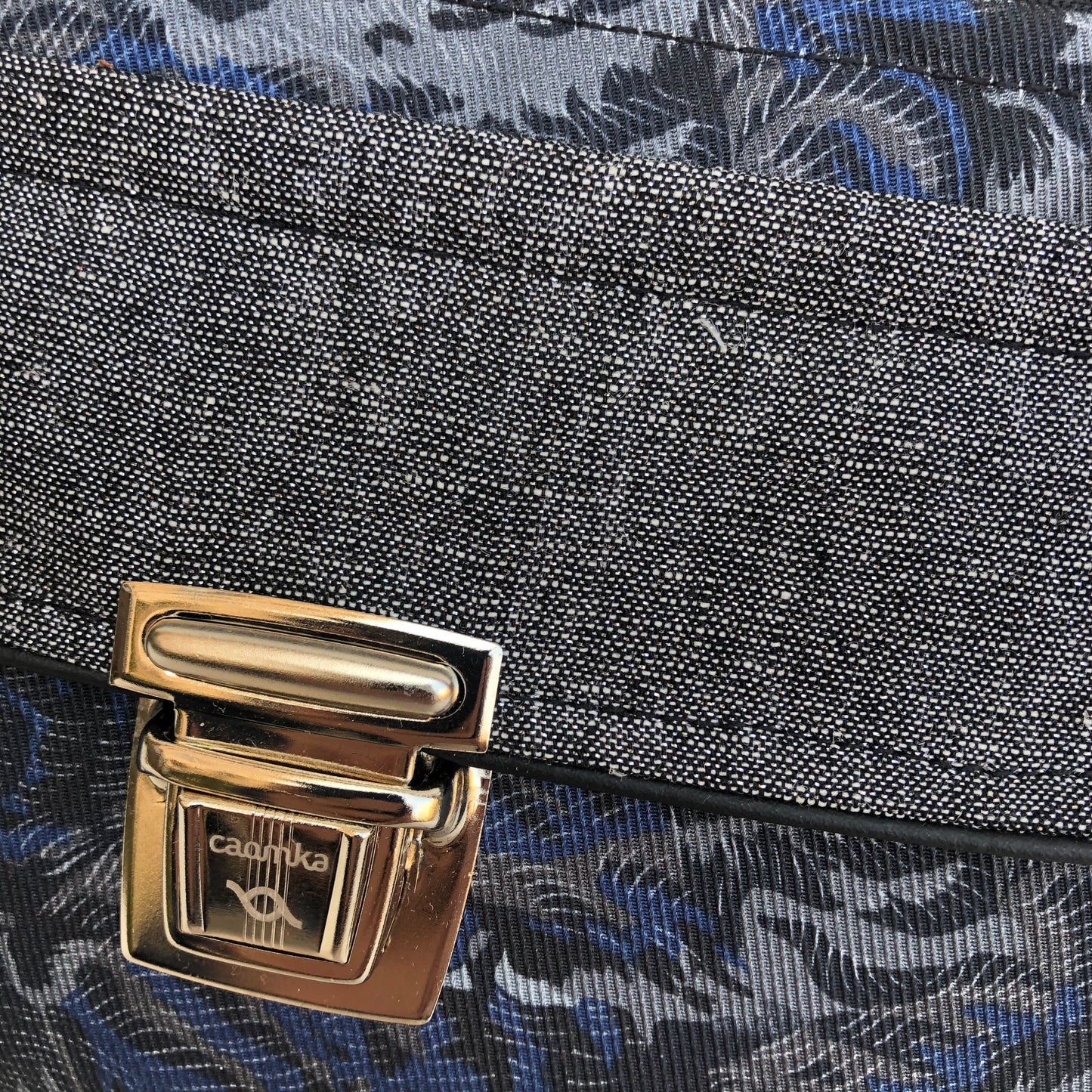 Special Elegant Tiger + Bolsillo extra trasero · Pieza Única Núm. 8771