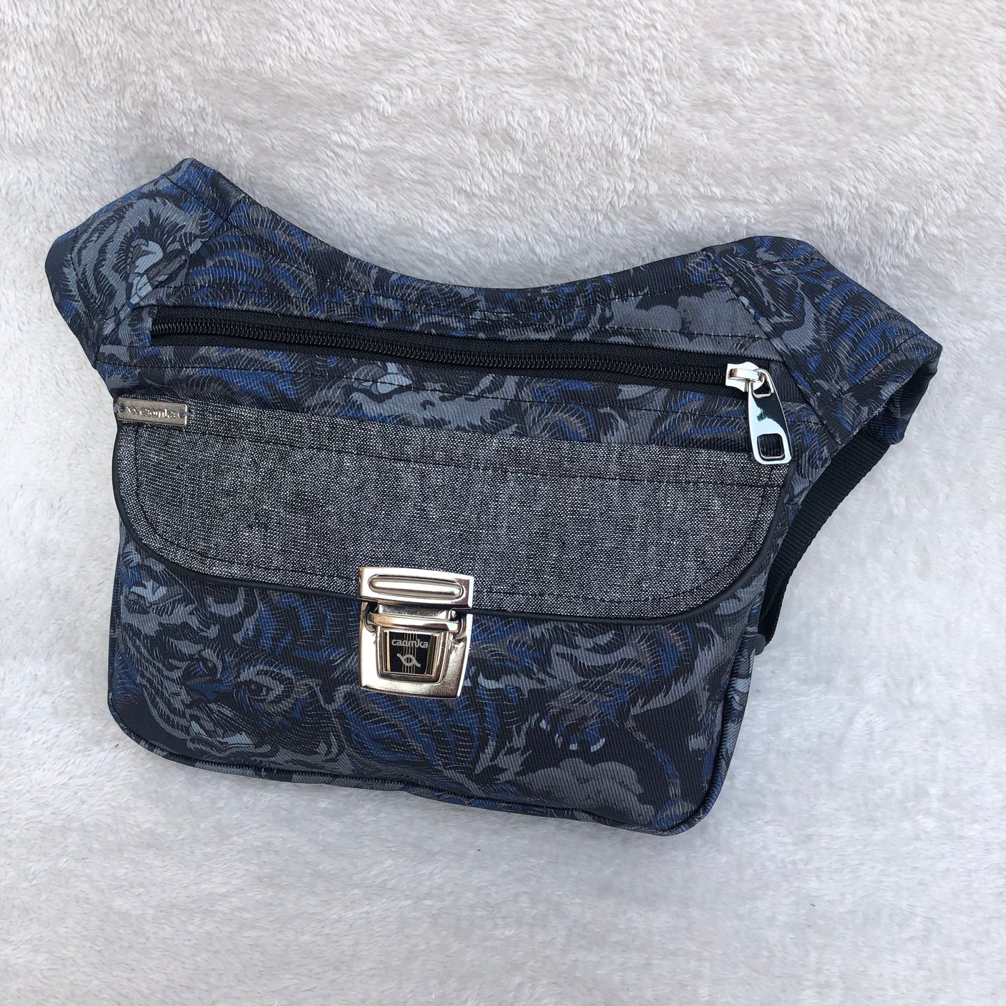 Special Elegant Tiger + Bolsillo extra trasero · Pieza Única Núm. 8771