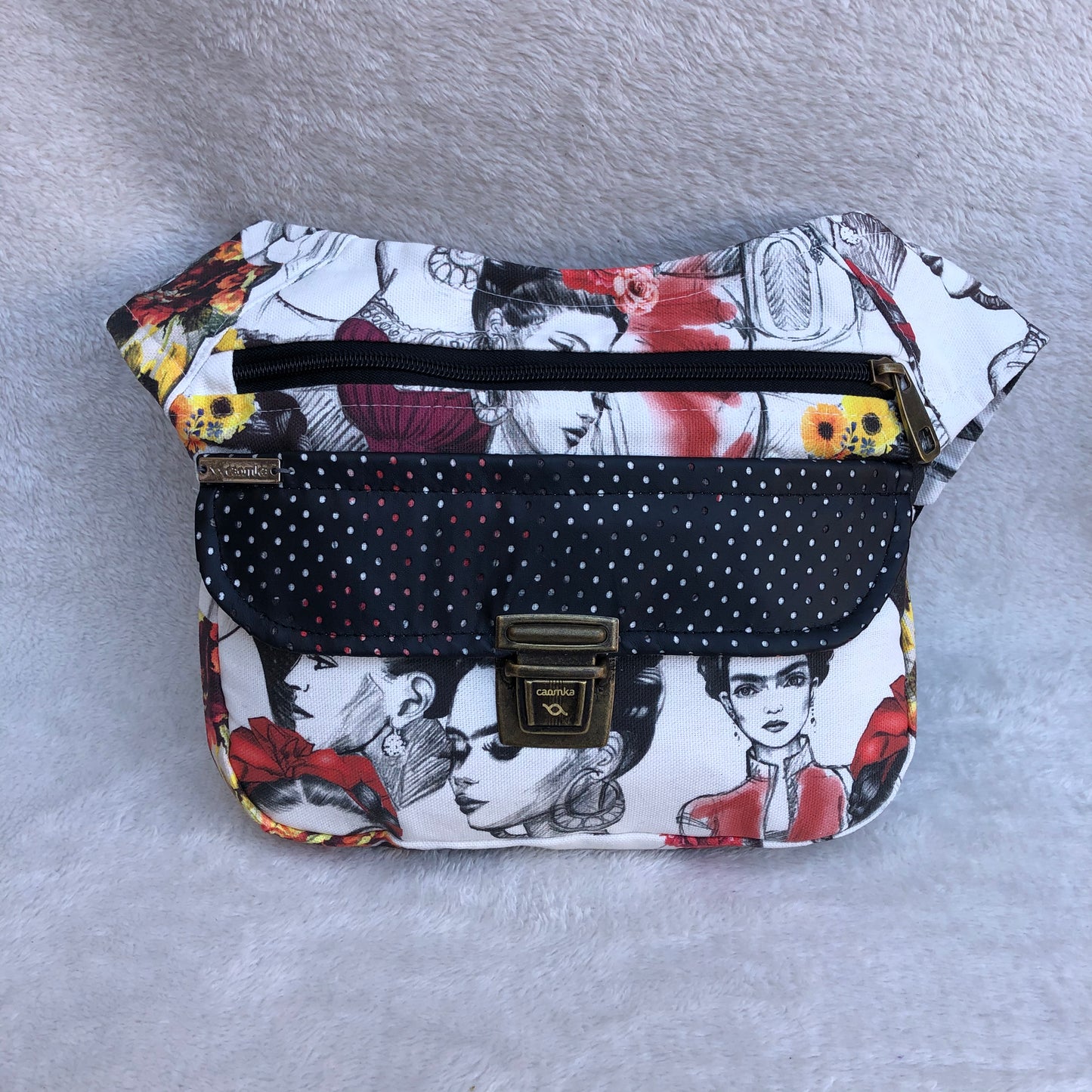 Besonderes Frida Kahlo Fashion Einzelstück Nr. 9028