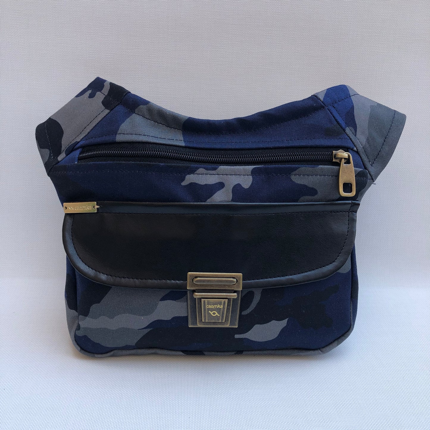 Special Blue Camouflage Plus · Pieza Exclusiva Núm. 9540