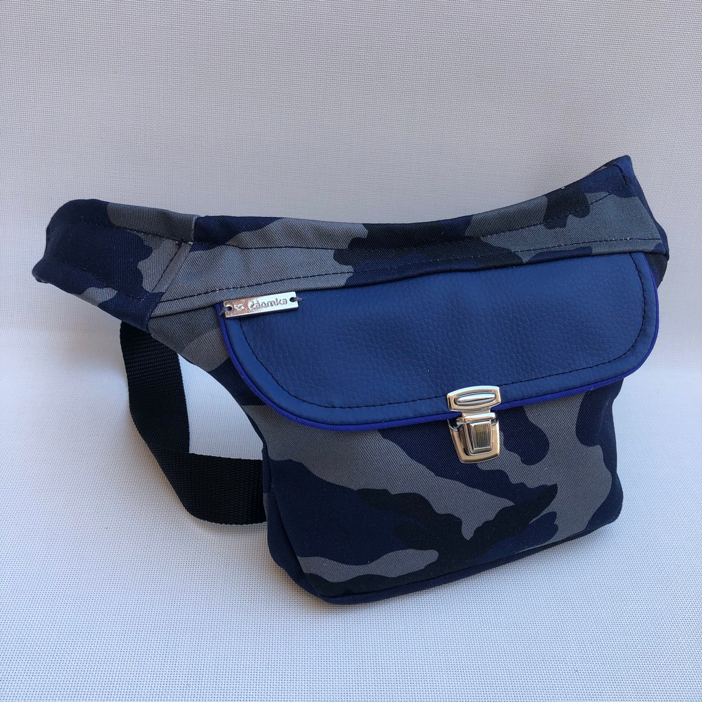 Special Mini Blue Camouflage · Pieza Única Núm. 9530