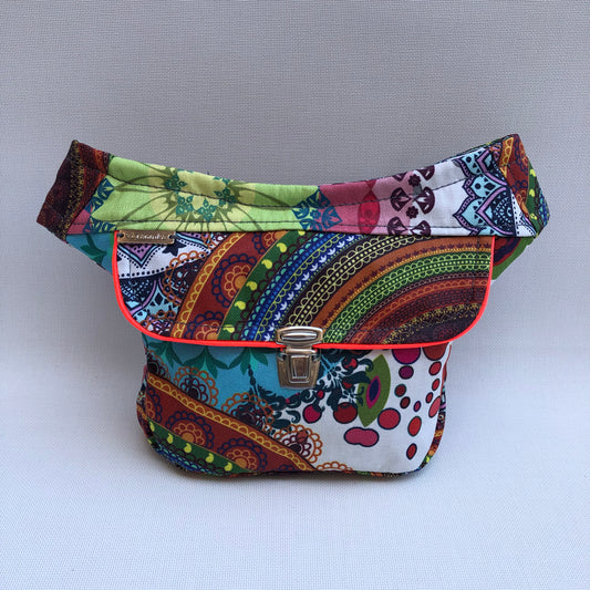 Mini Summer Mandalas · Tela resinada anti-manchas. Pieza Única Núm. 9554