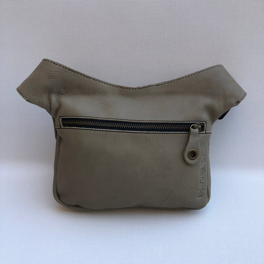 Special Gray-Green · Piel natural BioCuir® · Pieza Exclusiva Núm. 10.136