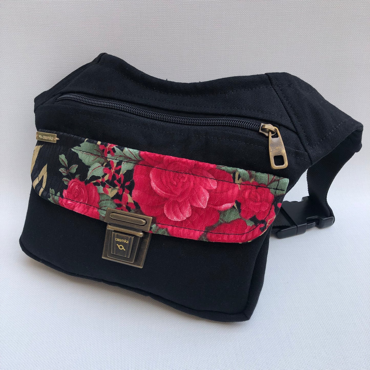 Special Black & Roses · Pieza Única Núm. 10178