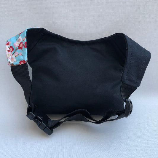 Special Black &amp; Japanese Flowers · Exclusive Piece No. 10218