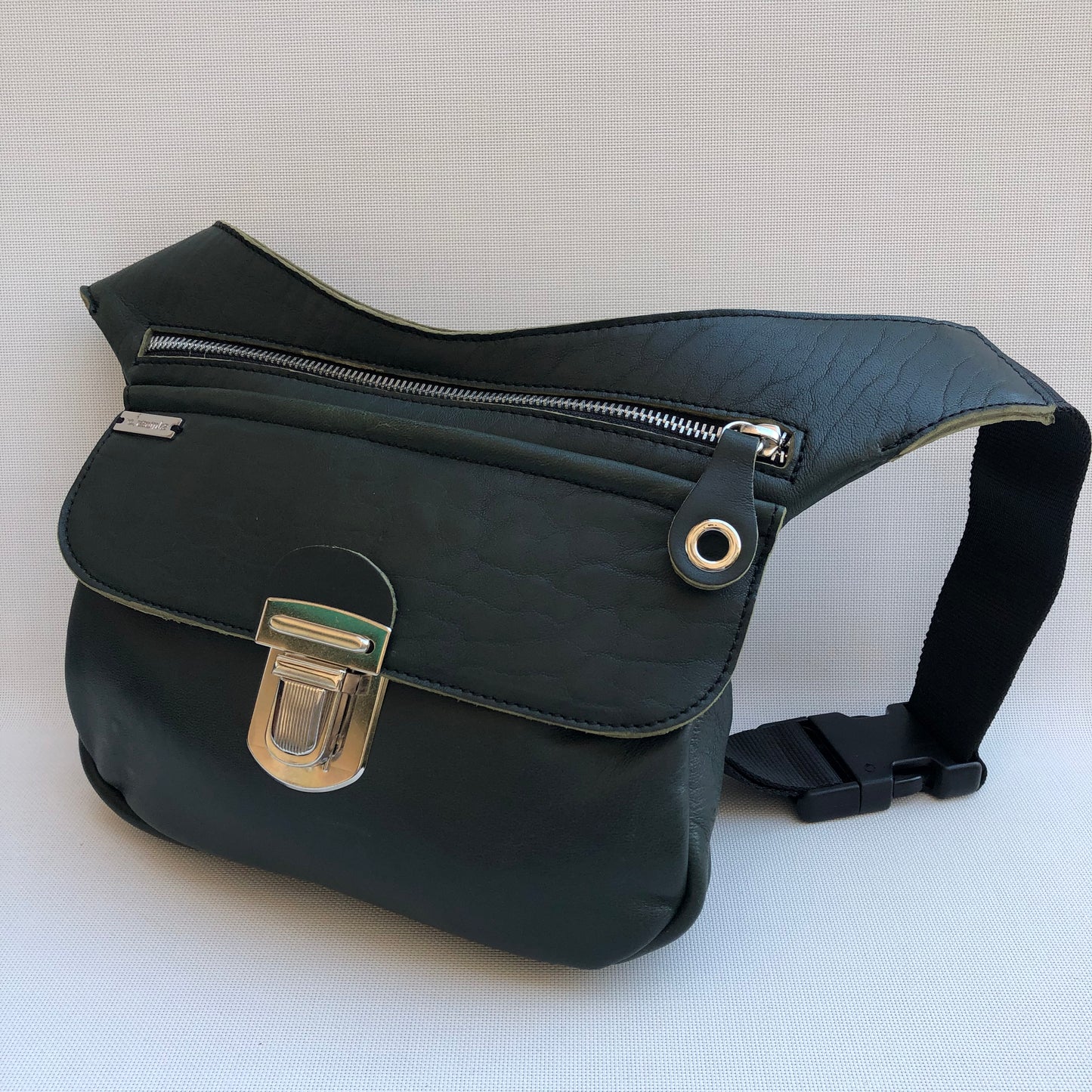 Classic Green & Silver · Piel natural BioCuir® · Pieza Exclusiva Núm. 10373