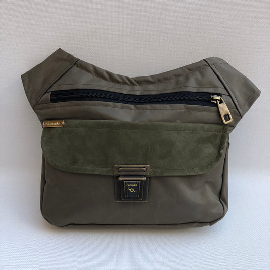 Special Green · Impermeable + Bolsillo Trasero · Pieza Única Núm. 10556