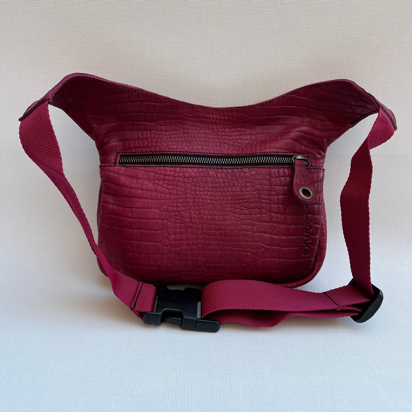 Special Garnet/Purple BioCuir® natural leather Unique Piece No. 10501