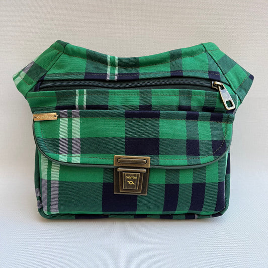 Special Irish Green Unique Piece No. 10582