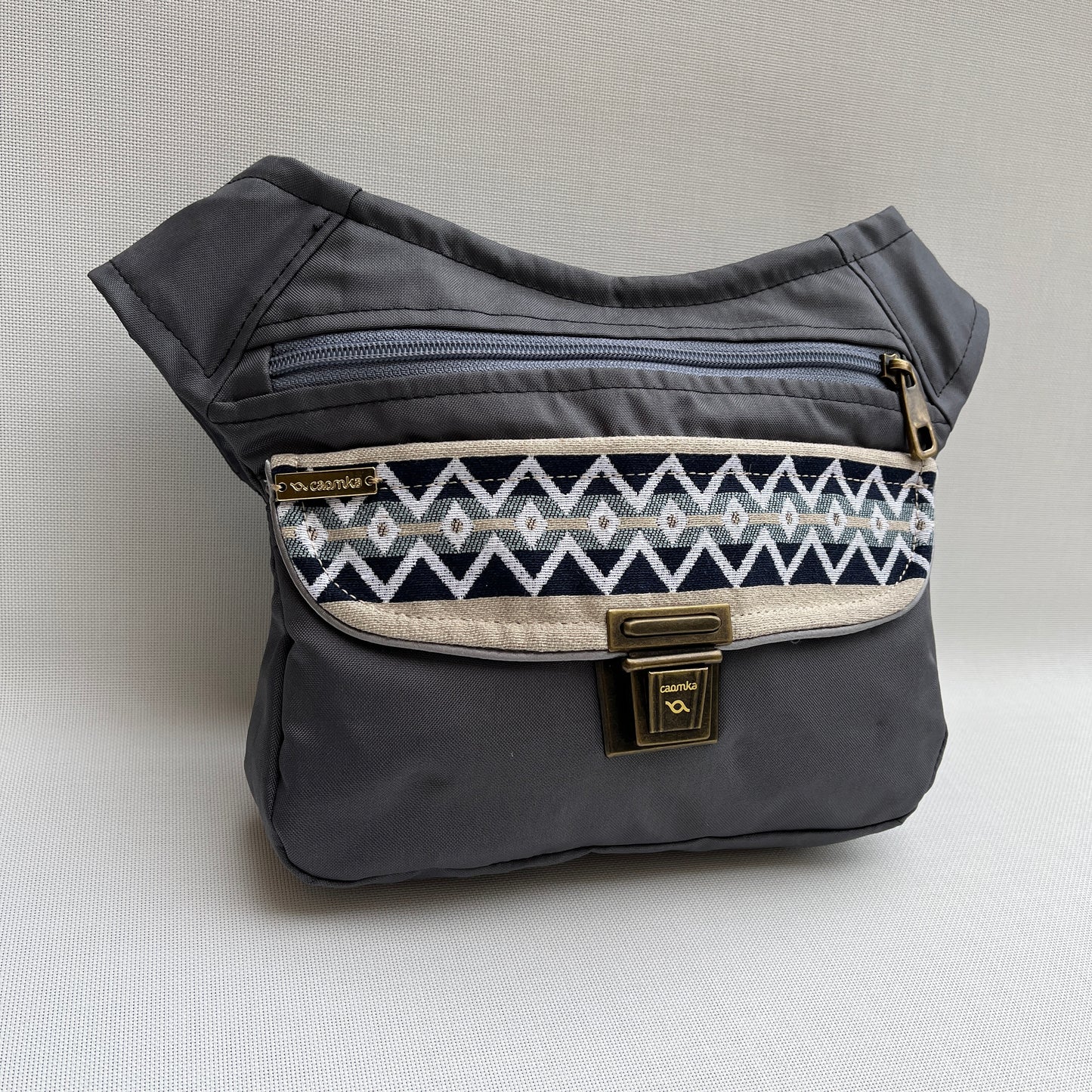 Special Etnical Gray · Impermeable · Pieza Única Núm. 10592