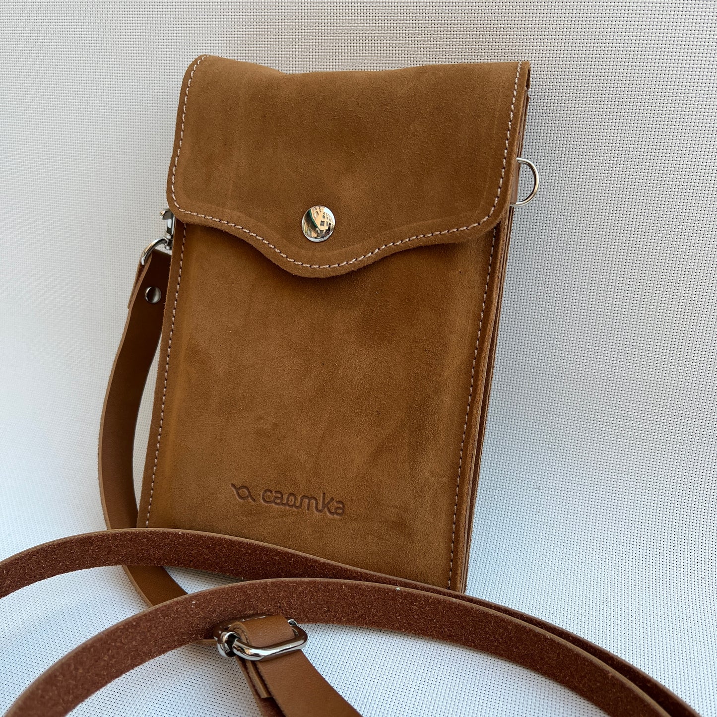 Mobile Holder Fire Design Split Leather Camel